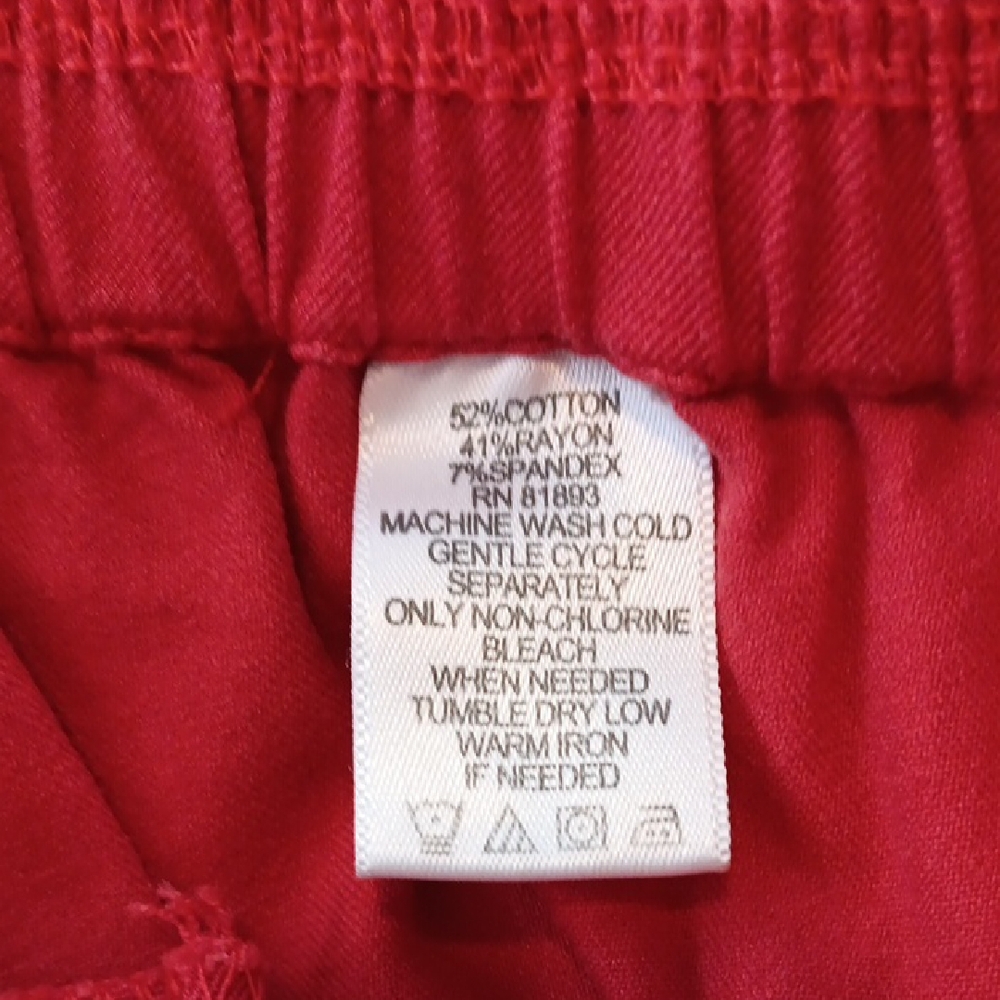 Isaac Mizrahi Red Ankle Pants - Picture 9 of 10
